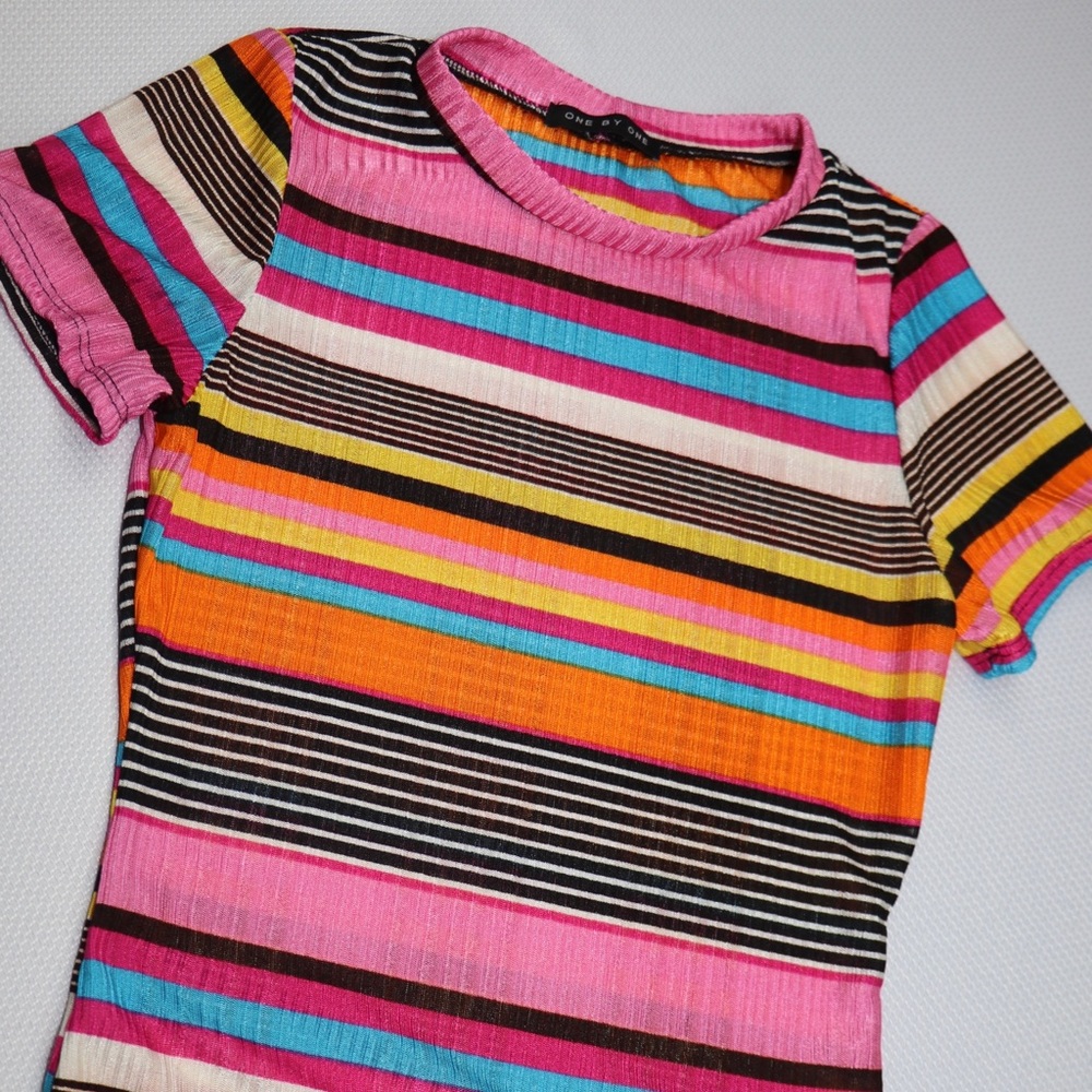 Fuchsia MultiColor Top - Picture 5 of 6